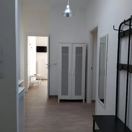 La Casa Della Nonna Bed & Breakfast 2*